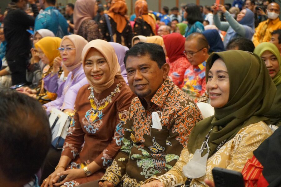 Bupati Hamdam dan Istri hadiri acara Dekranasda di Jakarta