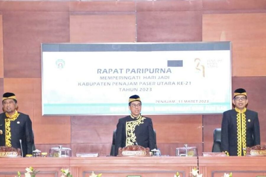 Di Paripurna HUT Kabupaten, Syahruddin Ajak Masyarakat Tingkatkan Kemampuan Hadapi Tantangan IKN
