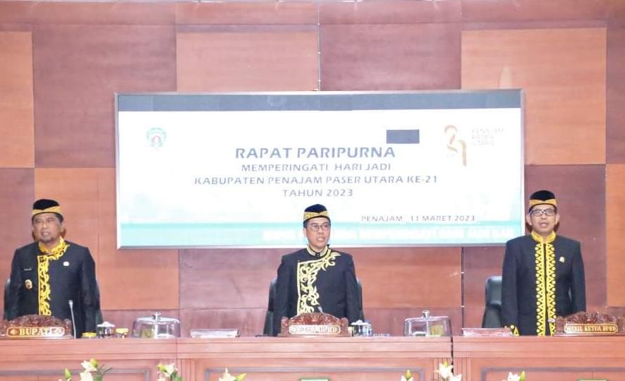 Di Paripurna HUT Kabupaten, Syahruddin Ajak Masyarakat Tingkatkan Kemampuan Hadapi Tantangan IKN