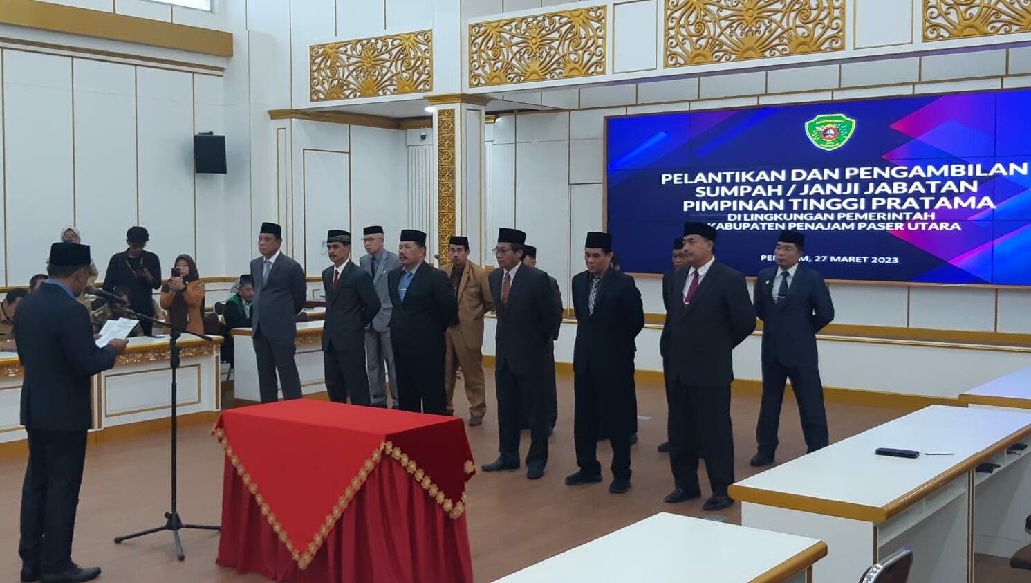 Hamdam Mutasi 12 Jabatan Tinggi Pratama