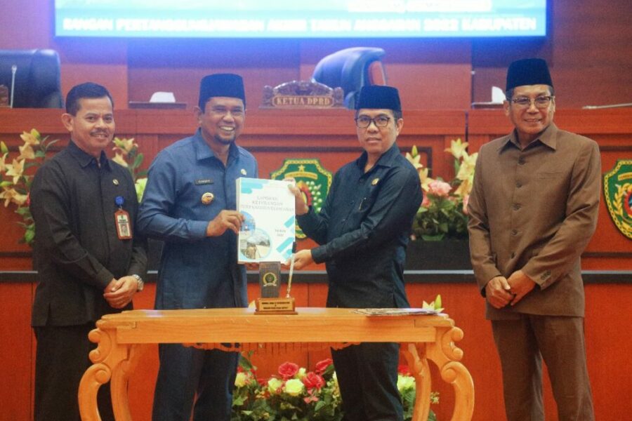 Rapat Paripurna DPRD PPU Bahas LKPj Bupati