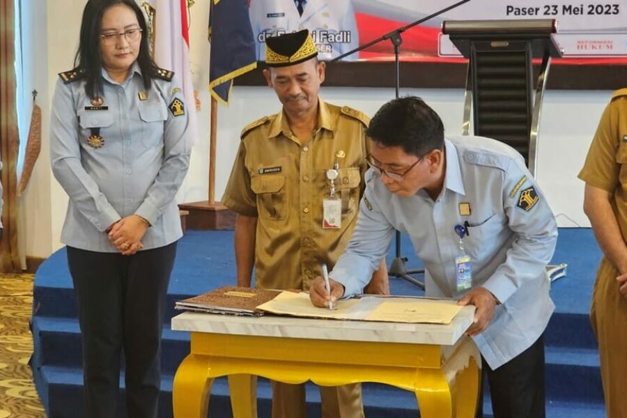 Kanwil Kemenkumham Kaltim Tandatangani MoU Dengan Pemkab Paser