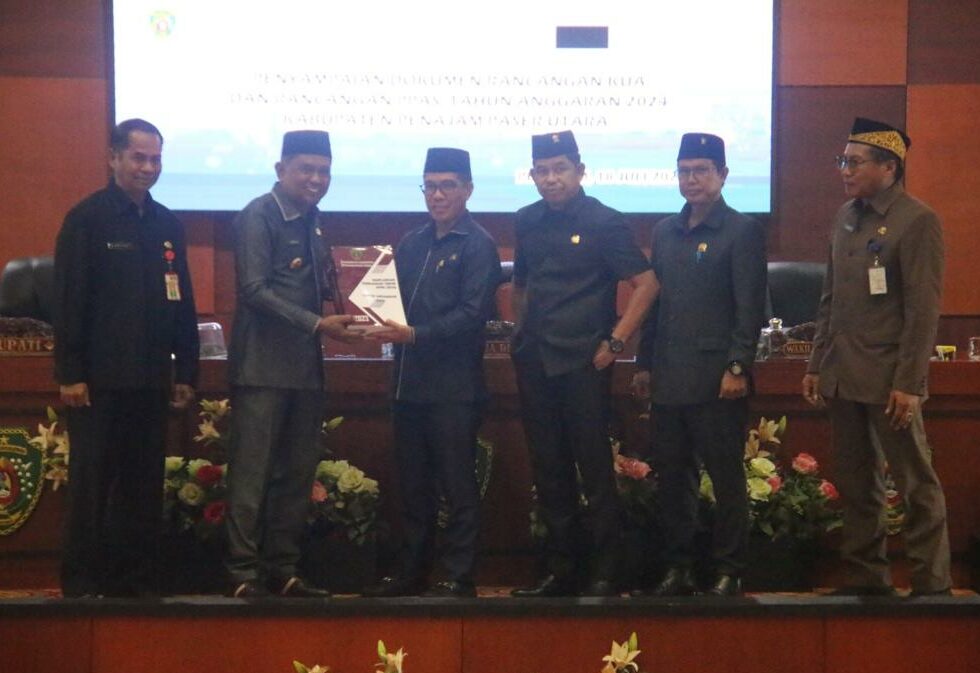 Sampaikan Rancangan KUA-PPAS, Pemkab PPU Proyeksikan APBD 2024 Senilai Rp 1,6 Triliun