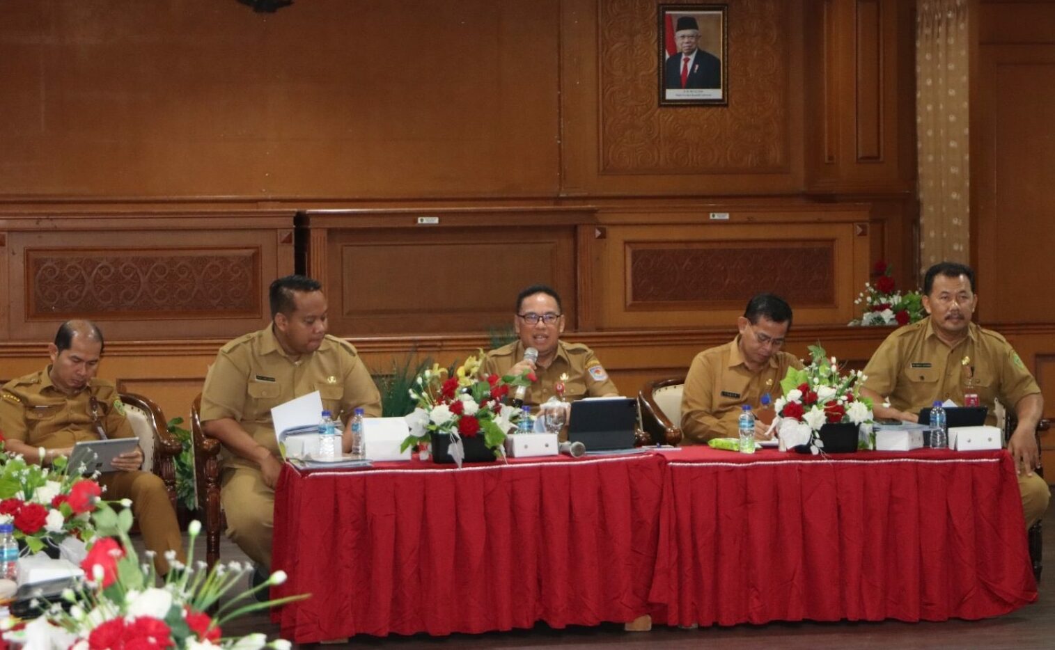 Gelar Rapat Evaluasi Program Kegiatan APBD 2023, Pj Bupati Ingin Pastikan Anggaran Digunakan Efektif dan Efisien