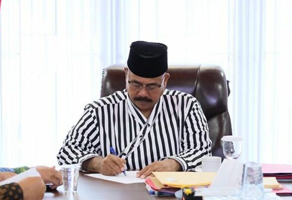 Bupati Kukar Edi Damansyah Terbitkan Buku Kedua,  Berjudul  “Mengayuh Waktu Membangun Kutai Kartanegara”