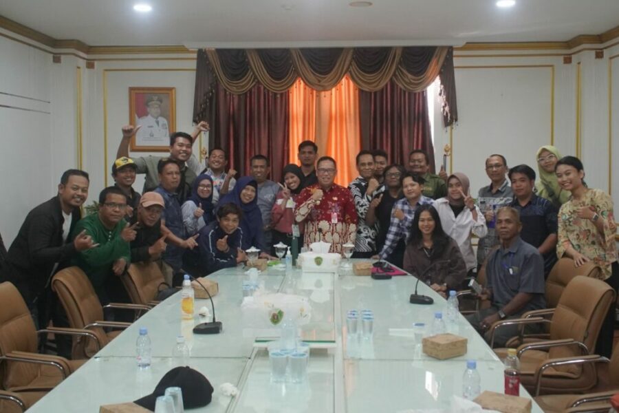Undang Puluhan Jurnalis, Makmur Marbun Ajak Media Bersinergi Bangun Daerah