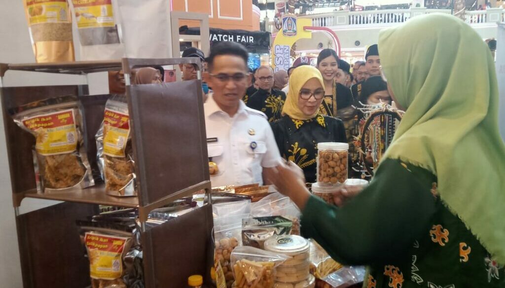 Nusakraf 2023 di e-Walk BSB, 11 Provinsi Memamerkan Produk UMKM