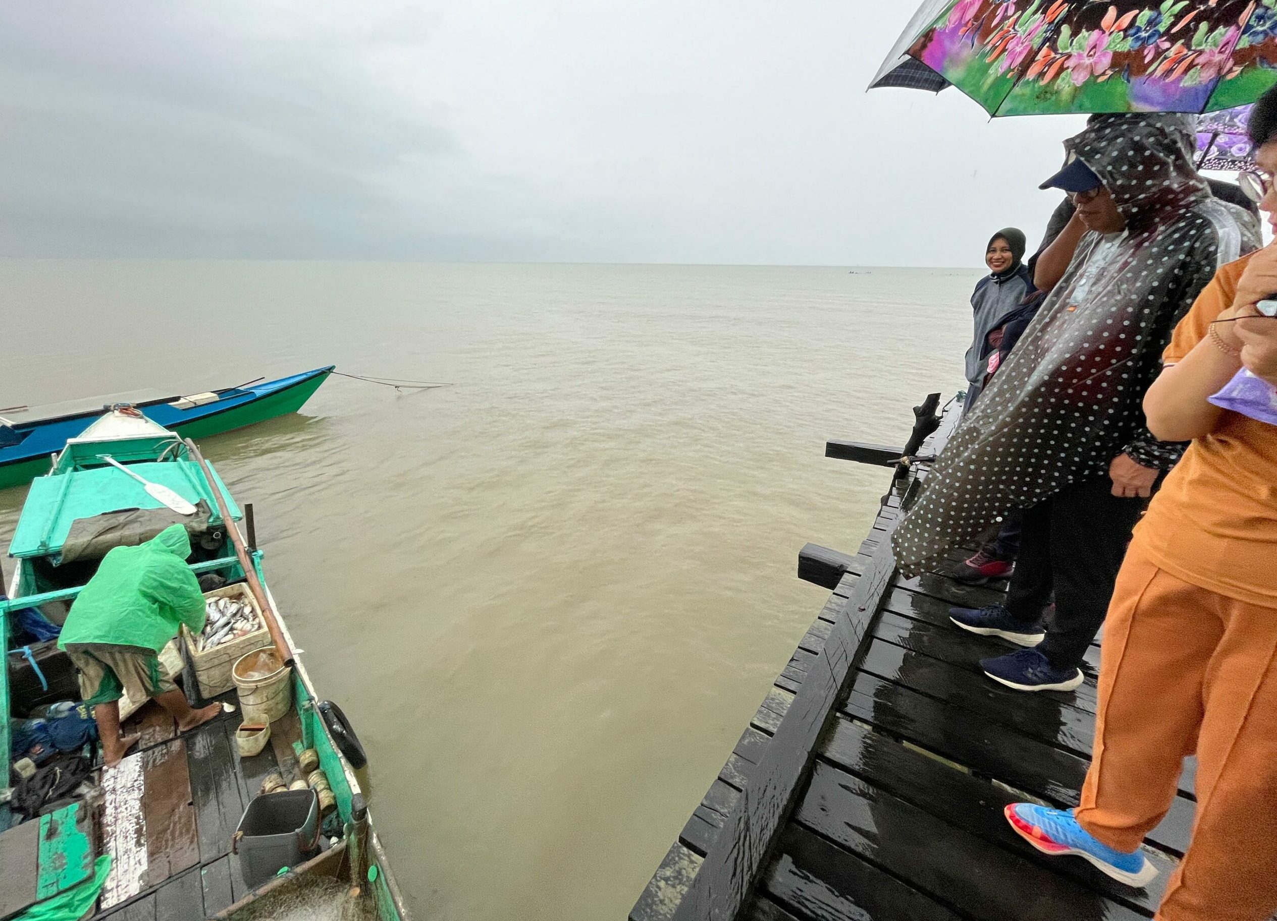 Prihatin Terhadap Fasilitas Sandar Nelayan, Makmur Marbun Pastikan Dua PPI Terbangun di Tahun Depan