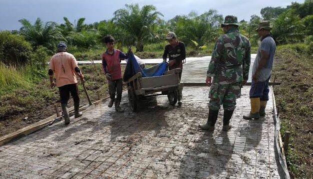 Warga Beloro Sumringah, Akhirnya Perbaikan Jalan Rusak di Desa Beloro Dimulai