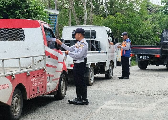 Razia Angkutan, Menyasar Kendaraan Tidak Memiliki KIR, KIR Mati Hingga KIR Palsu