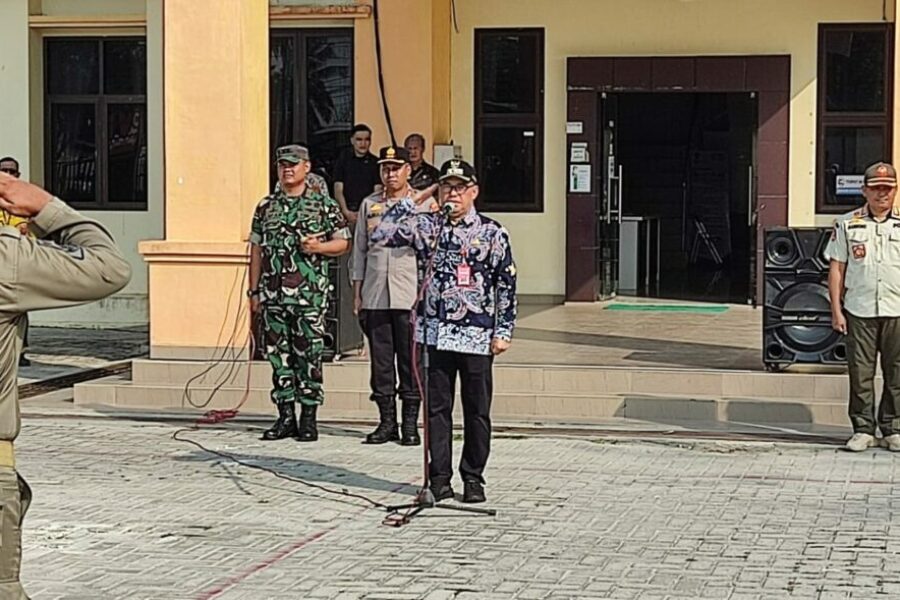 Lihat Kinerja Aparatur Hingga Tingkat Bawah, Pj Bupati Gelar Apel di Kecamatan Waru