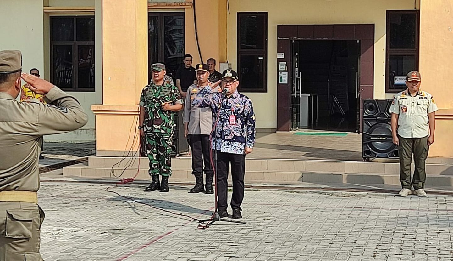Lihat Kinerja Aparatur Hingga Tingkat Bawah, Pj Bupati Gelar Apel di Kecamatan Waru