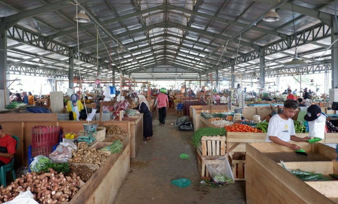 Optimalisasi Peran Pasar Induk: Langkah Strategis DKP PPU untuk Stabilisasi Pangan