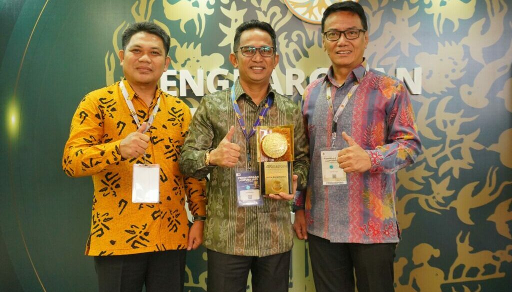 Pemkot Akan Melaksanakan Kirab Adipura Kencana Pemkot Akan Melaksanakan Kirab Adipura Kencana